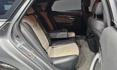 Hyundai i40 2016, 141309 км, за 6805.42 USD - фото 12