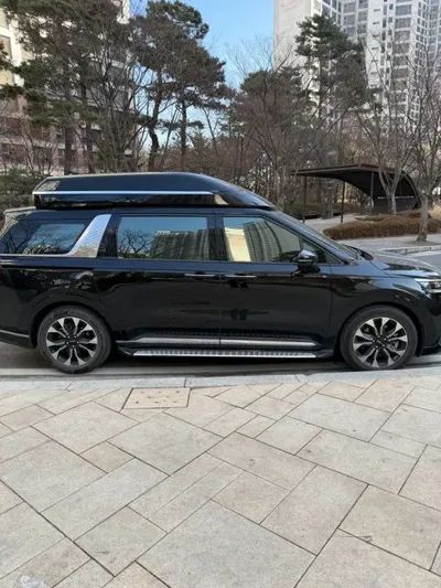 Kia Canival 2023, 46000 км, за 16056.68 USD