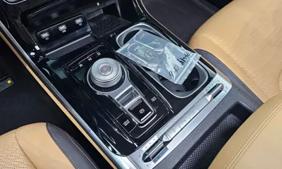 Kia Canival 2023, 59831 км, за 19764.69 USD - фото 9