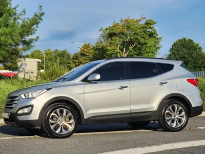 Hyundai Santafe 2013, 192000 км, за 4988.44 USD