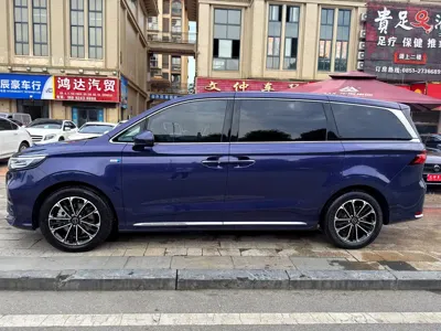 Roewe iMAX8 2022, 71000 км, за 10726.69 USD - фото 7