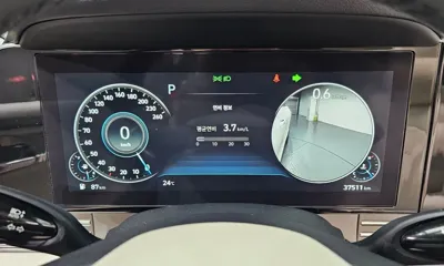 Hyundai Grandeur 2022, 37511 км, за 18566.79 USD - фото 8