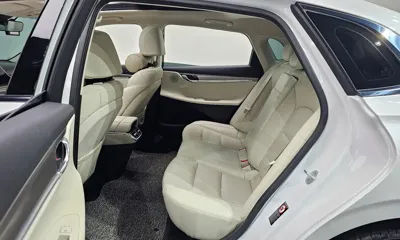 Hyundai Grandeur 2022, 37511 км, за 18566.79 USD - фото 11