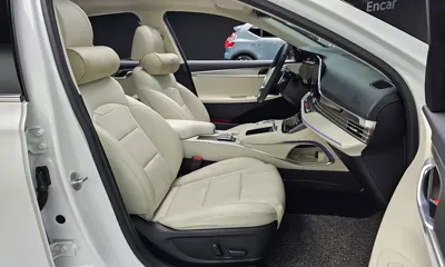 Hyundai Grandeur 2022, 37511 км, за 18566.79 USD - фото 12