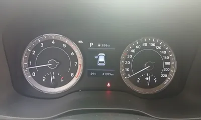 Hyundai Venue 2020, 41399 км, за 8382.57 USD