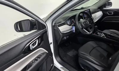 Jeep Compass 2022, 49950 км, за 14238.4 USD - фото 12