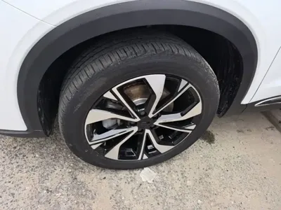 Geely Xingyue S 2023, 41100 км, за 10167.55 USD - фото 23