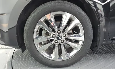 Kia Canival 2016, 196379 км, за 5795.4 USD