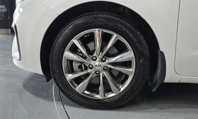 Kia Canival 2019, 85146 км, за 11721.03 USD