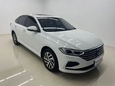 Volkswagen Lavida 2024, 8000 км, за 13066.26 USD