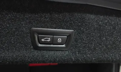 BMW 3-Series 2025, 22591 км, за 30786.4 USD - фото 30