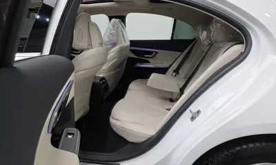 Mercedes-Benz E-Class 2025, 1177 км, за 42661.15 USD - фото 12