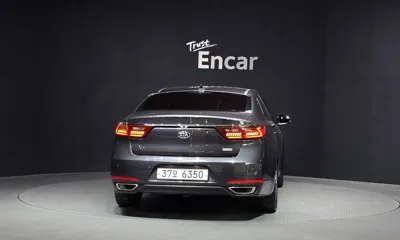Kia K7 2017, 176667 км, за 6703.59 USD