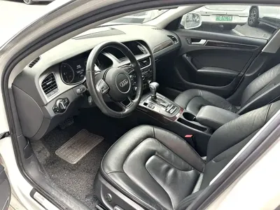 Audi A4L 2015, 38000 км, за 9564.26 USD