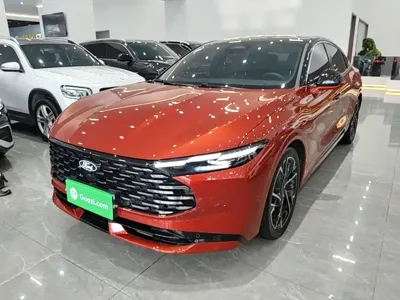 Ford Mondeo · 2025 год