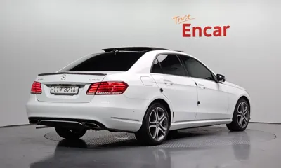 Mercedes-Benz E-Class 2016, 136881 км, за 7548.9 USD
