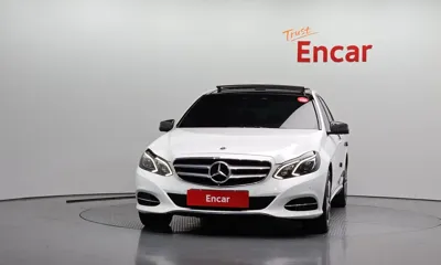 Mercedes-Benz E-Class 2016, 136881 км, за 7548.9 USD
