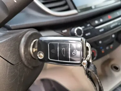 Buick Excelle 2016, 103699 км, за 2854.57 USD - фото 9