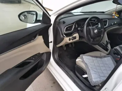 Buick Excelle 2016, 103699 км, за 2854.57 USD - фото 16