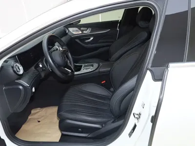 Mercedes-Benz CLS 2022, 37700 км, за 43908.08 USD - фото 28
