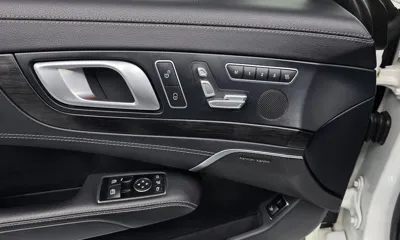 Mercedes-Benz SL-Class 2017, 123346 км, за 27916.44 USD - фото 12