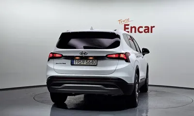 Hyundai Santafe 2021, 71525 км, за 13911.46 USD