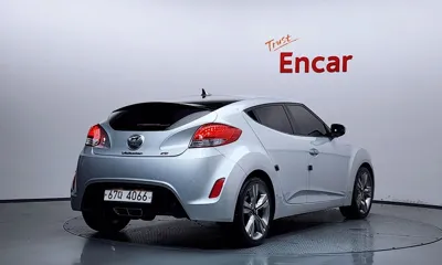 Hyundai Veloster 2012, 70013 км, за 3085.2 USD