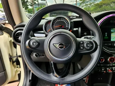 MINI Cooper 2019, 17604 км, за 9767.53 USD - фото 9