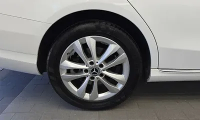 Mercedes-Benz C-Class 2020, 53400 км, за 15628.67 USD