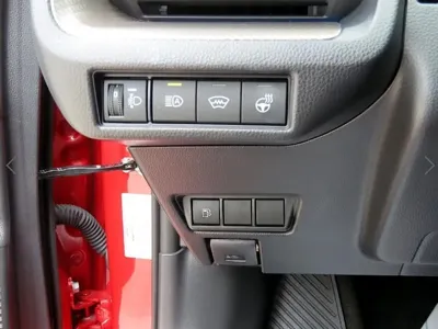 Toyota Prius 2024, 38591 км, за 21549.23 USD - фото 12