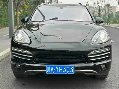 Porsche Cayenne 2013, 130000 км, за 11610.59 USD