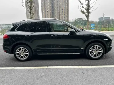 Porsche Cayenne 2013, 130000 км, за 11610.59 USD
