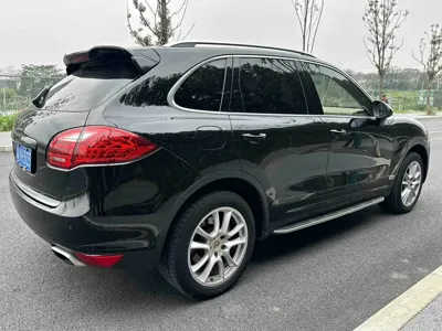 Porsche Cayenne 2013, 130000 км, за 11610.59 USD