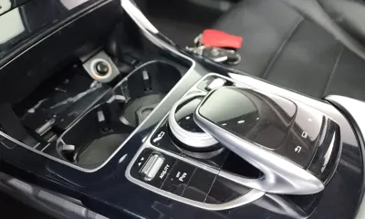 Mercedes-Benz C-Class 2015, 59265 км, за 9321.26 USD - фото 17