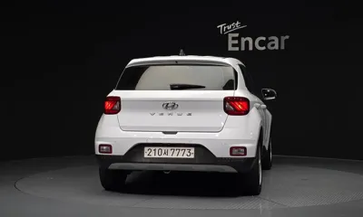 Hyundai Venue 2022, 95021 км, за 10371.54 USD