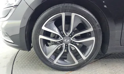 Renault-KoreaSamsung SM6 2019, 95078 км, за 5609.51 USD