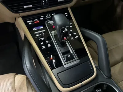 Porsche Cayenne 2021, 72000 км, за 55830.85 USD - фото 11