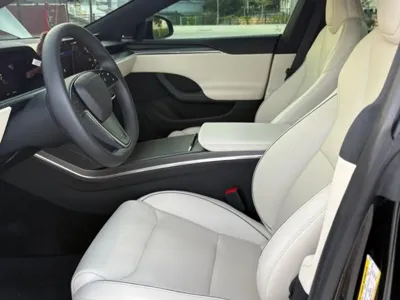 Tesla Model S 2023, 38000 км, за 63028.86 USD - фото 13