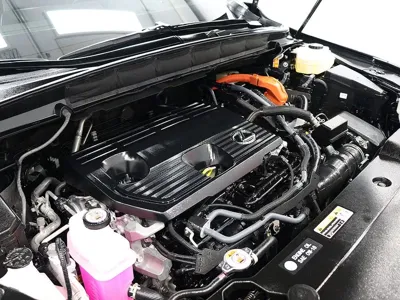 Lexus RX 2025, 16924 км, за 57102.53 USD - фото 20