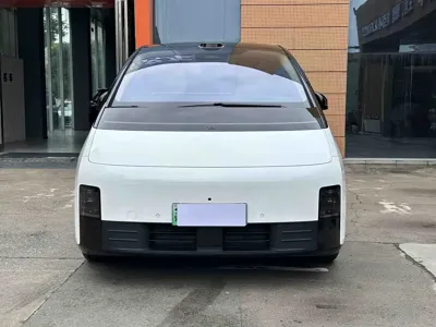 Li Auto Li MEGA 2025, 3600 км, за 74439.64 USD