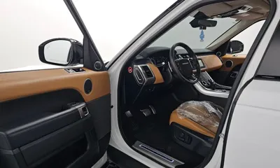 Land Rover Range Rover Sport 2020, 112359 км, за 37112.44 USD - фото 10