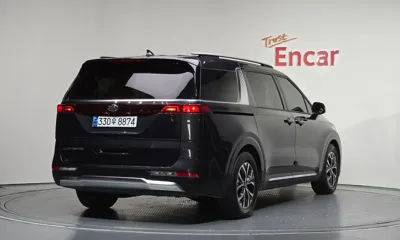 Kia Canival 2021, 107614 км, за 13581.46 USD