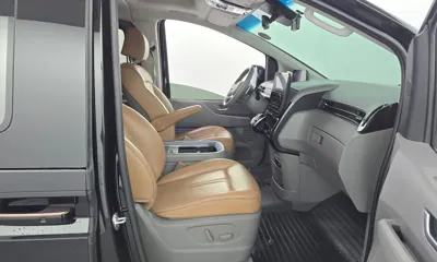 Hyundai Staria 2022, 94058 км, за 24440.04 USD - фото 11
