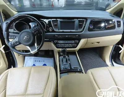 Kia Canival 2016, 134649 км, за 7441.93 USD - фото 10