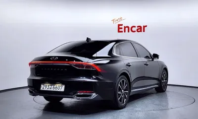 Hyundai Grandeur 2021, 122541 км, за 12703.59 USD