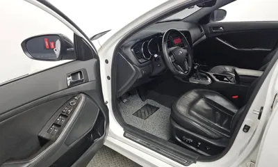 Kia K5 2011, 174033 км, за 2496.69 USD - фото 10