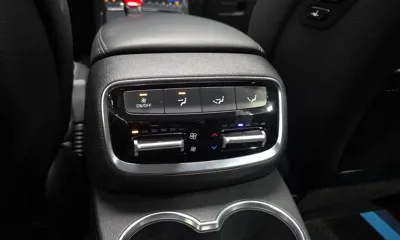 Kia Mohave 2022, 51707 км, за 22515.43 USD - фото 33