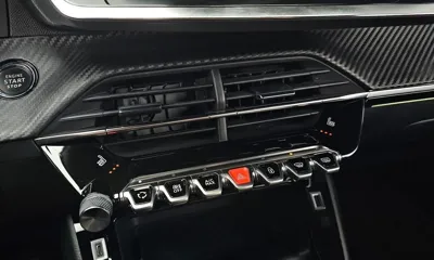 Peugeot 2008 2021, 93235 км, за 10502.82 USD - фото 20