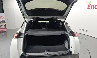 Peugeot 2008 2021, 93235 км, за 10502.82 USD - фото 34