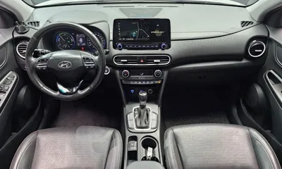 Hyundai Kona 2020, 135998 км, за 10744.28 USD - фото 7